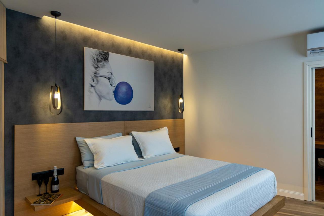 Апартаменты Triple A - 3 Squares - Free Parking! Афины Экстерьер фото